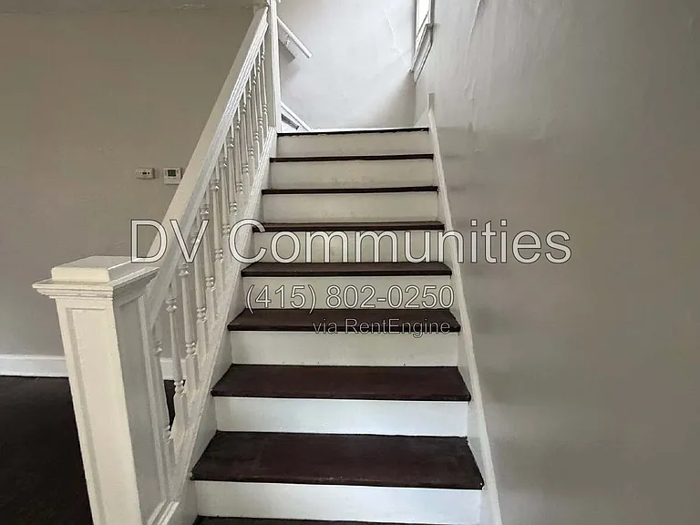 3348 W 100th St — Photo 5