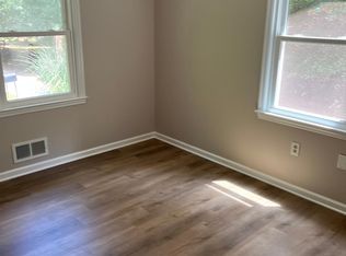 285 Woody Dr #B, Athens, GA 30606
