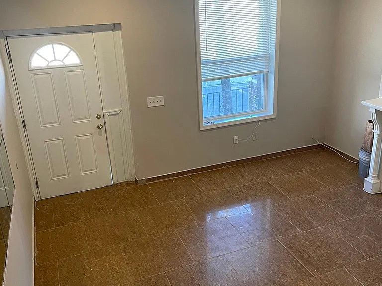 3326 Brandywine St — Photo 2
