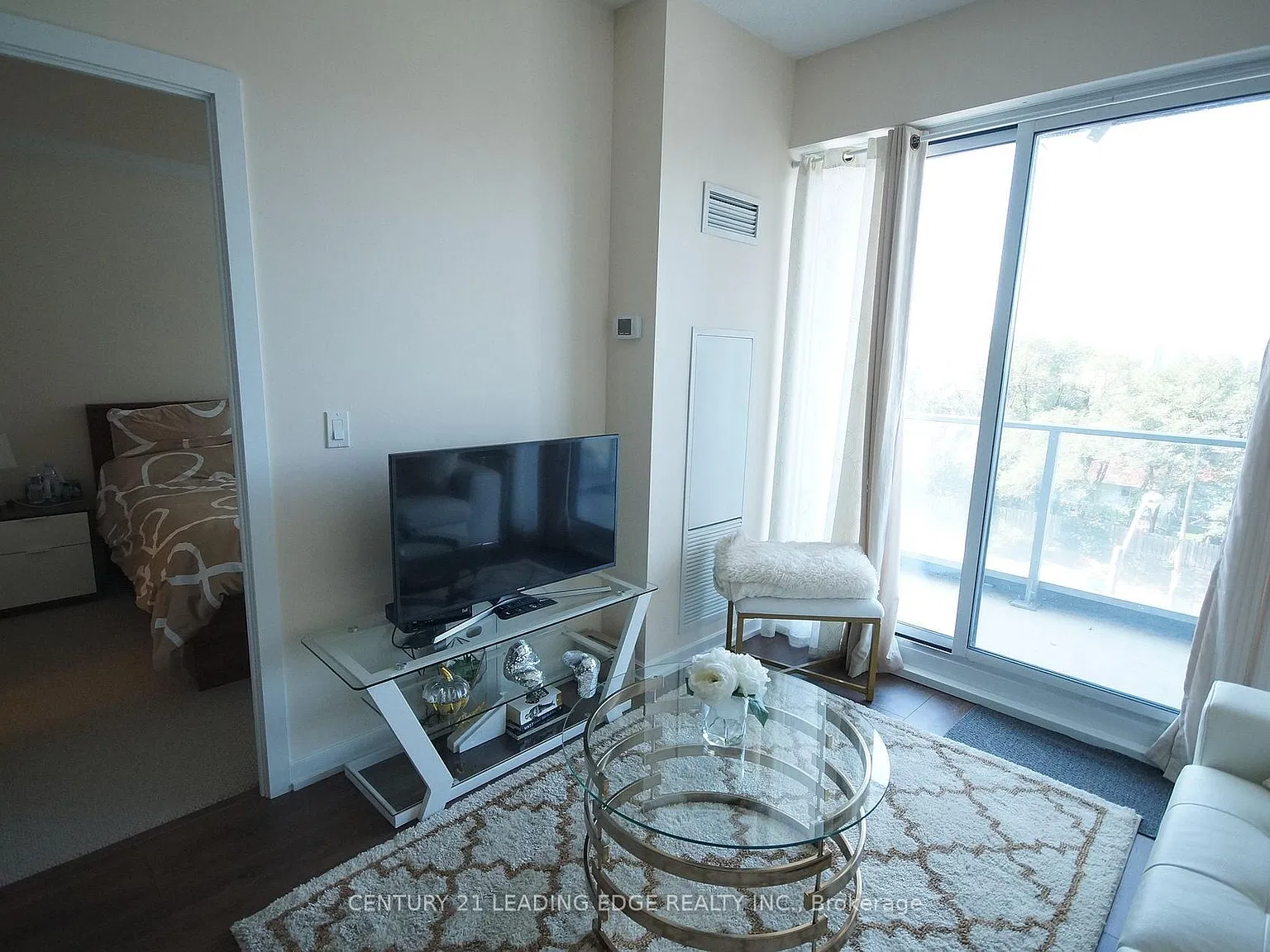 2 bed, $2,350 — Photo 3