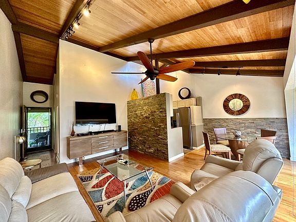 2nd image of 4242 Lower Honoapiilani Rd