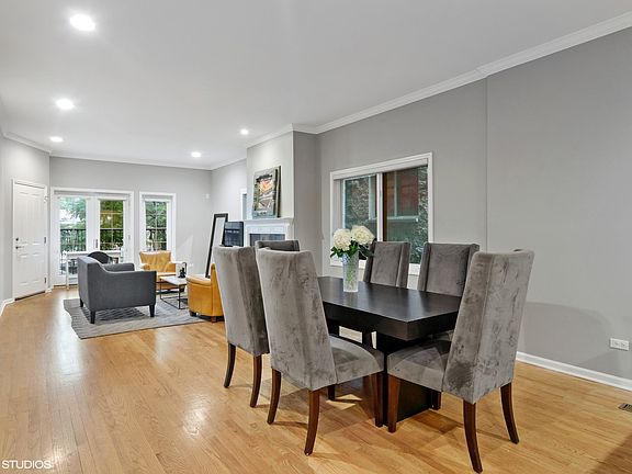 3rd image of 3310 N Damen Ave #1