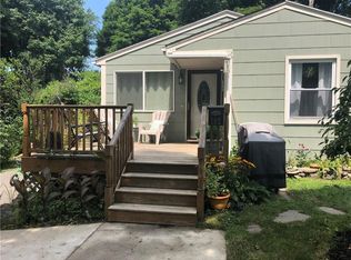 182 Leonard Rd, Rochester, NY 14616