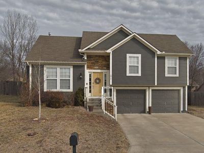 1012 NW Scenic Dr, Grain Valley, MO, 64029