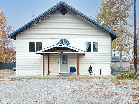 2nd image of 1108 21st Ave