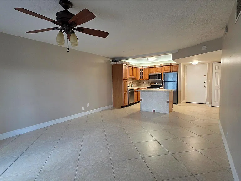 253 S Cypress Rd #225 — Photo 4