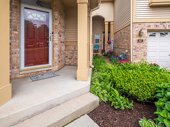 3rd image of 41 Spyglass Cir