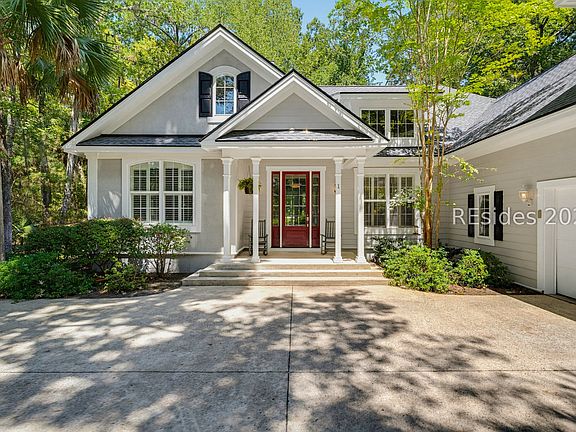 3rd image of 1 S Oak Forest Drive