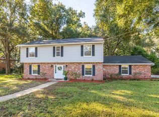 7934 Holiday Rd S, Jacksonville, FL 32216