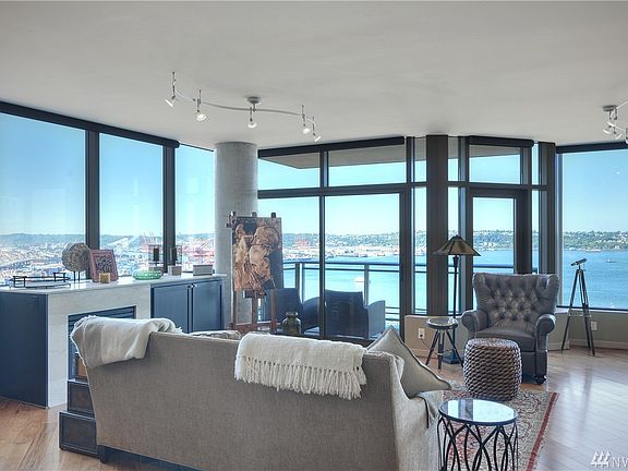 4th image of 1000 1st Ave Unit 2101