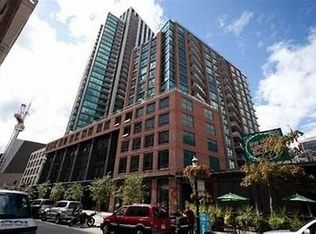 38 The Esplanade Ave #604, Toronto, ON M5E1A5