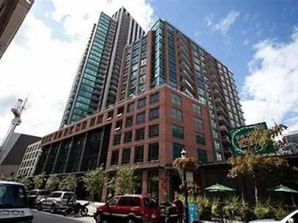38 The Esplanade Ave #604, Toronto, ON M5E 1A5