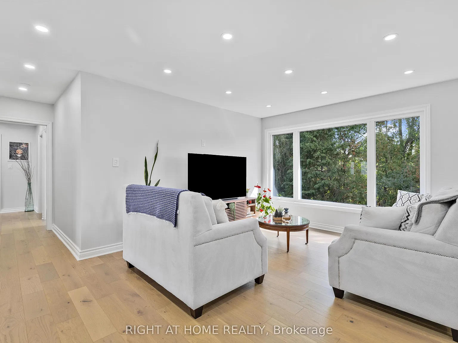 5 bed, $3,800 — Photo 4