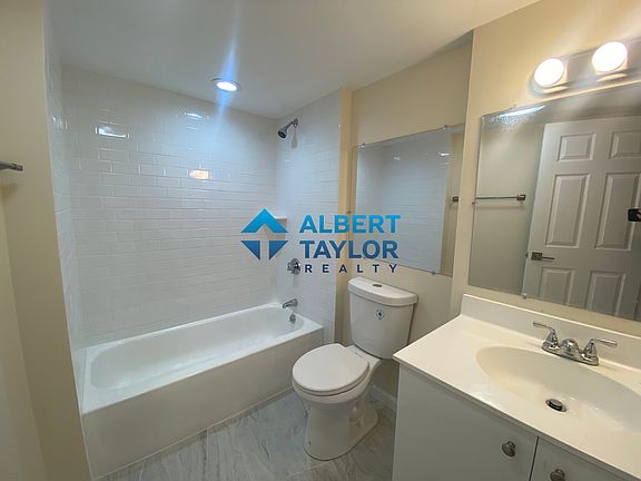 Bathroom (Newly Renovated)