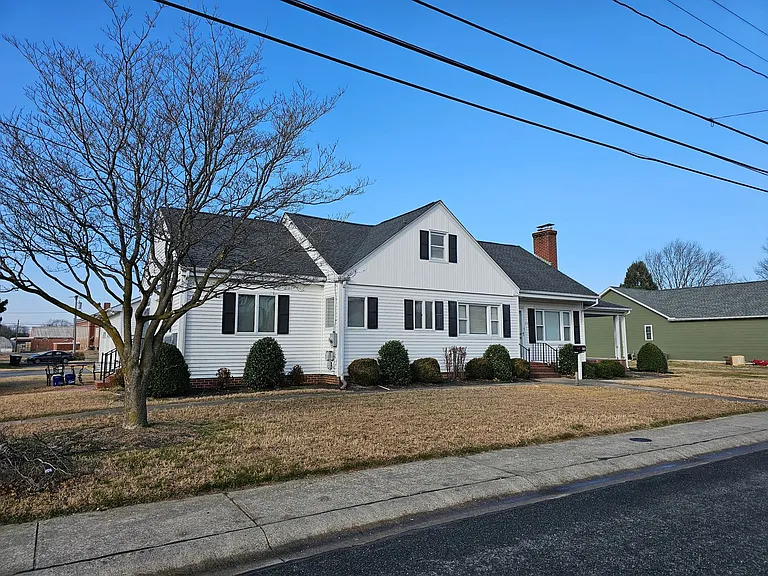616 N Washington St — Photo 2