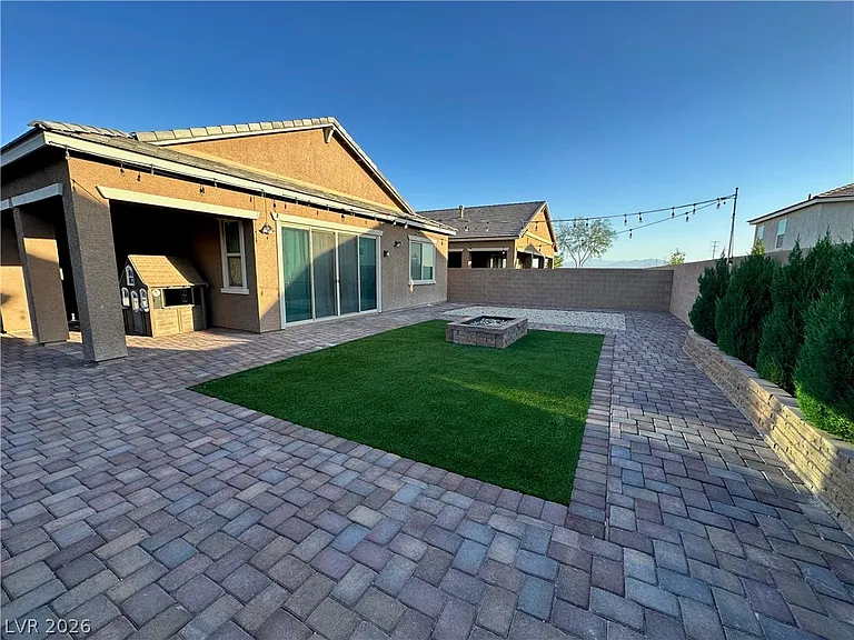 8118 Allie Hope St — Photo 1