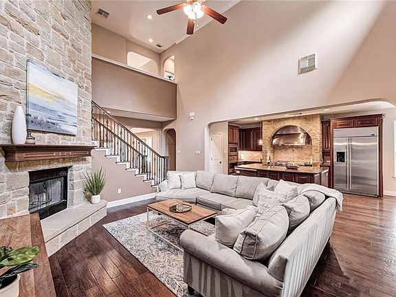 5th image of 7617 Espina Dr