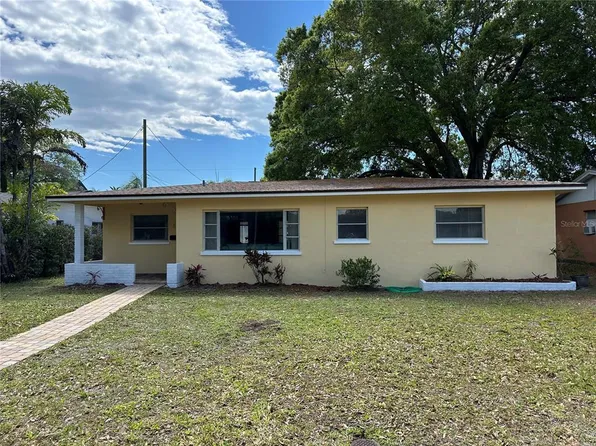 808 39th Ave NE, Saint Petersburg, FL 33703