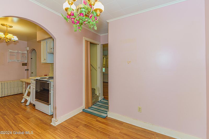 5th image of 3 Mercer Street