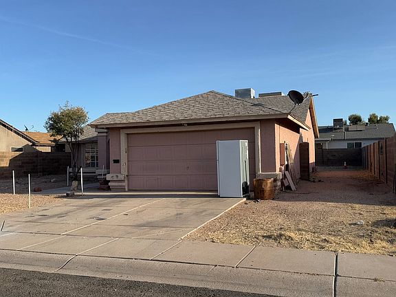 4th image of 429 E Echo Ln