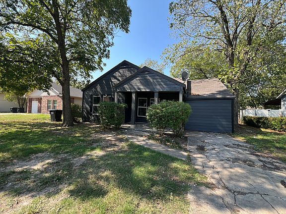 2nd image of 4108 Roberts St