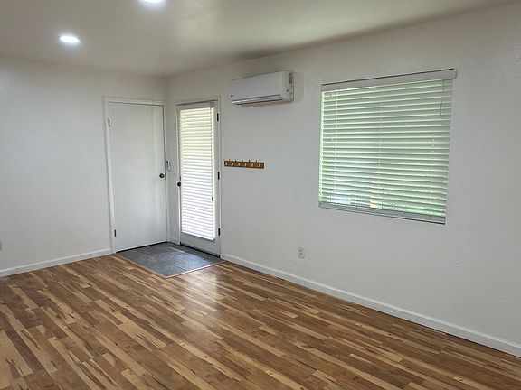 5th image of 22156 Feather River Dr #B