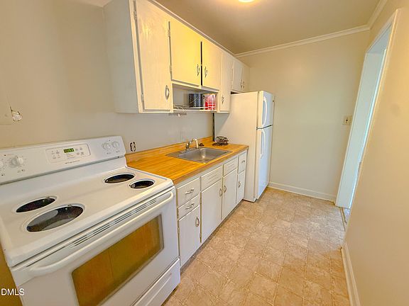 4th image of 705 Daniels St APT C