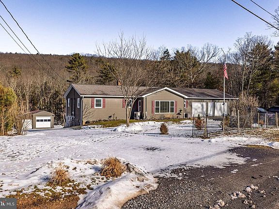 2nd image of 854 Lily Lake Rd