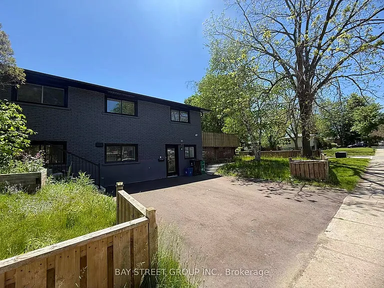 69 Blythwood Rd N #2 — Photo 1