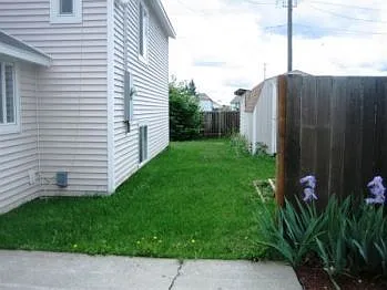 4 bedroom 2 bath coming soon Updated photos coming soon — Photo 2