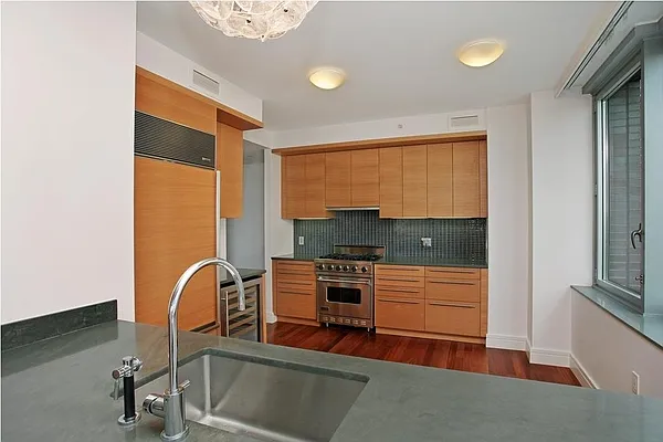 Rented by Corcoran | media 24