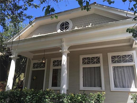 5th image of 1727 Robert St