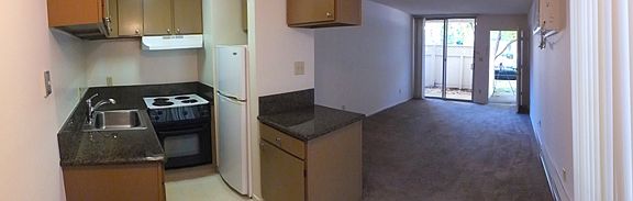 3rd image of 2216 G St APT 1