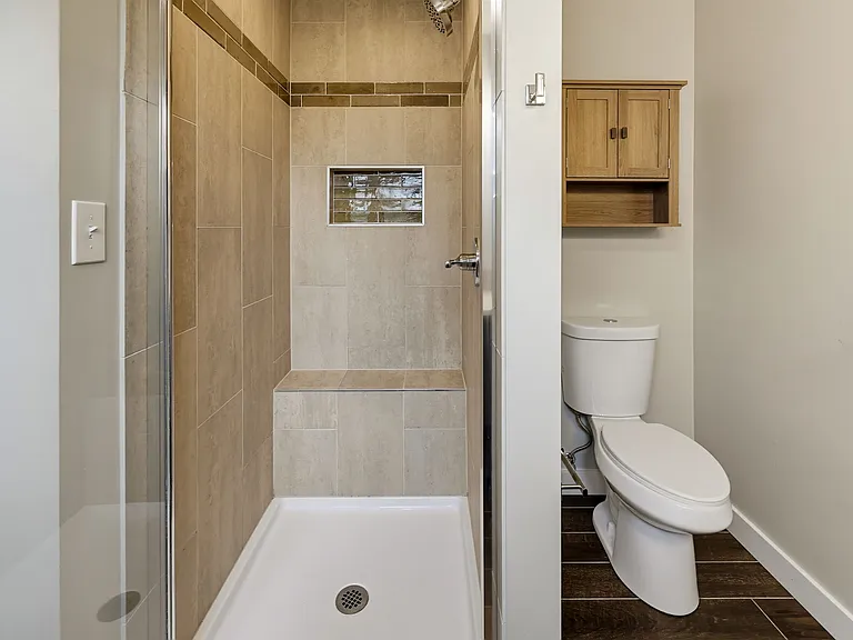 2100 Woodlawn Dr — Photo 15