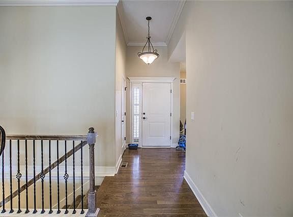 3rd image of 11501 N Bristol Ave