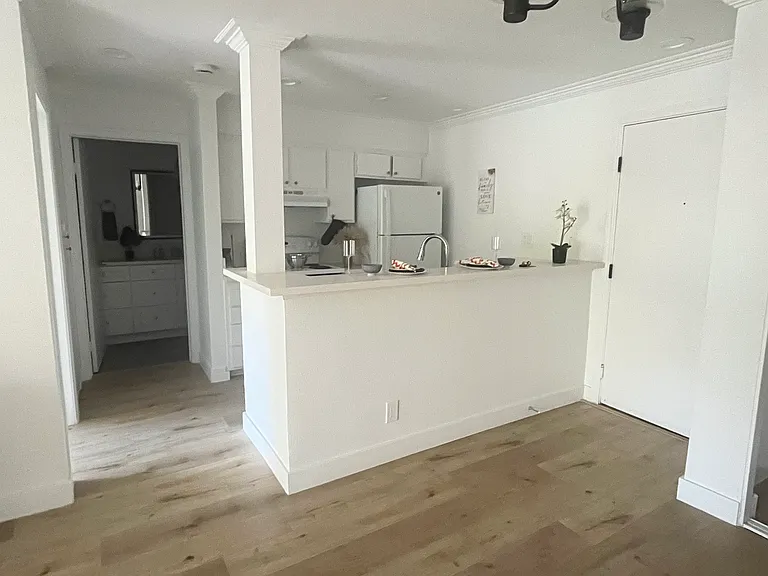 6730 Independence Ave #174 — Photo 19