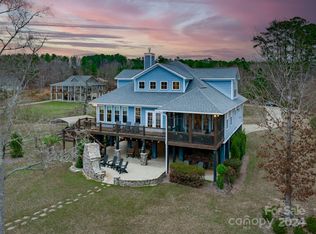 27 Retreat Ln, Liberty Hill, SC 29074