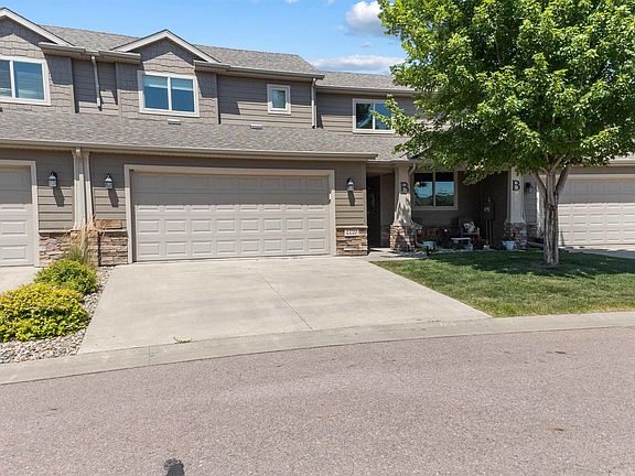 4th image of 2720 E Tranquility Pl