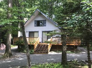 117 Stair Ln, Shohola, PA 18458