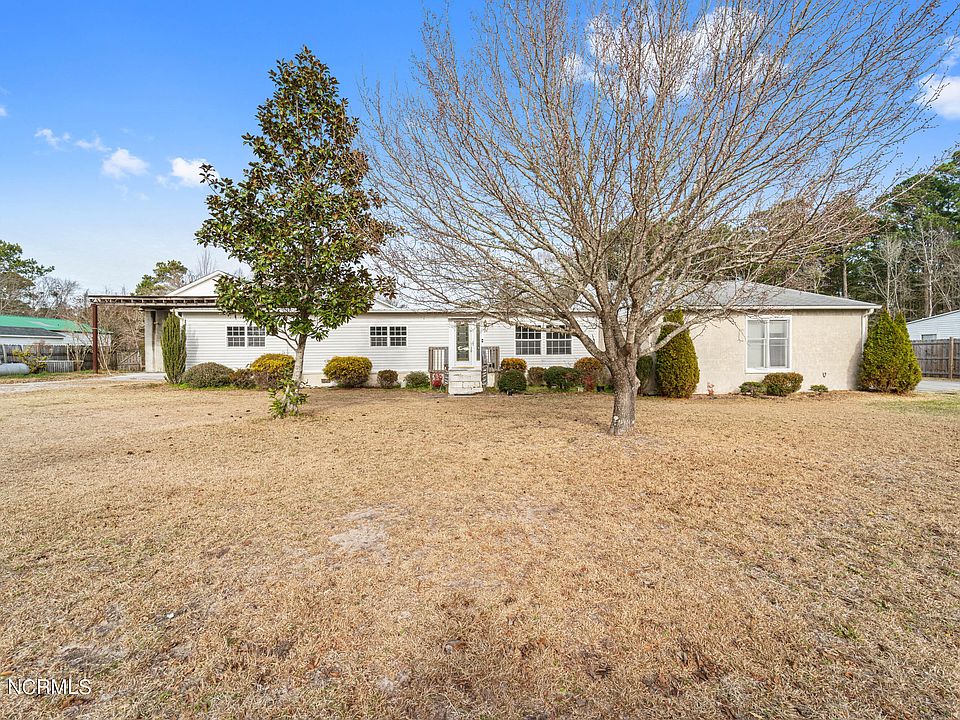 1st image of 369 White Oak Dr