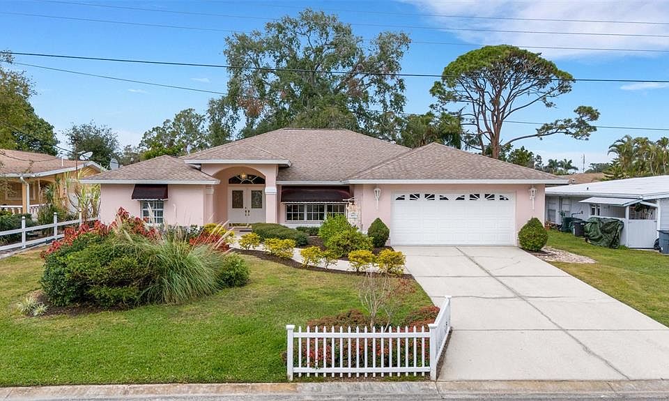 1st image of 407 68TH AVENUE DRIVE W