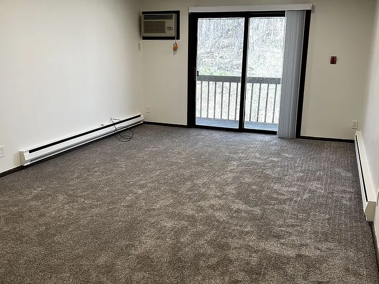 Spartan Drive Apartments — Photo 6