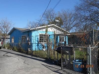 2nd image of 1347 W Harlan Ave