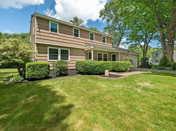 91 Forest Rd, Salisbury, MA 01952