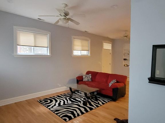 2nd image of 3622 N Ashland Ave #1