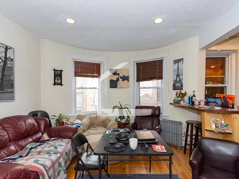 69 Babcock St #2B — Photo 1