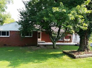 619 E Ridgecrest Dr, Kingston, TN 37763