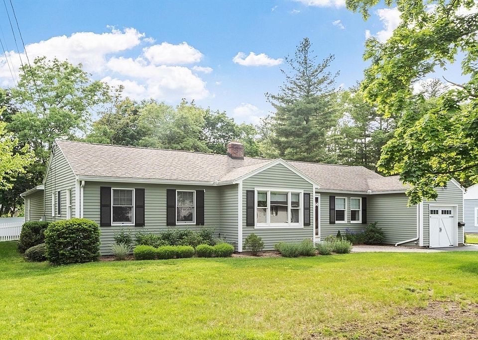1st image of 26 Woodlawn Ave