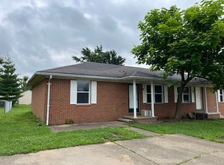 1112 Perkins Dr #A, Boonville, IN 47601