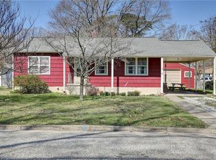 13 Bedford Rd, Newport News, VA 23601